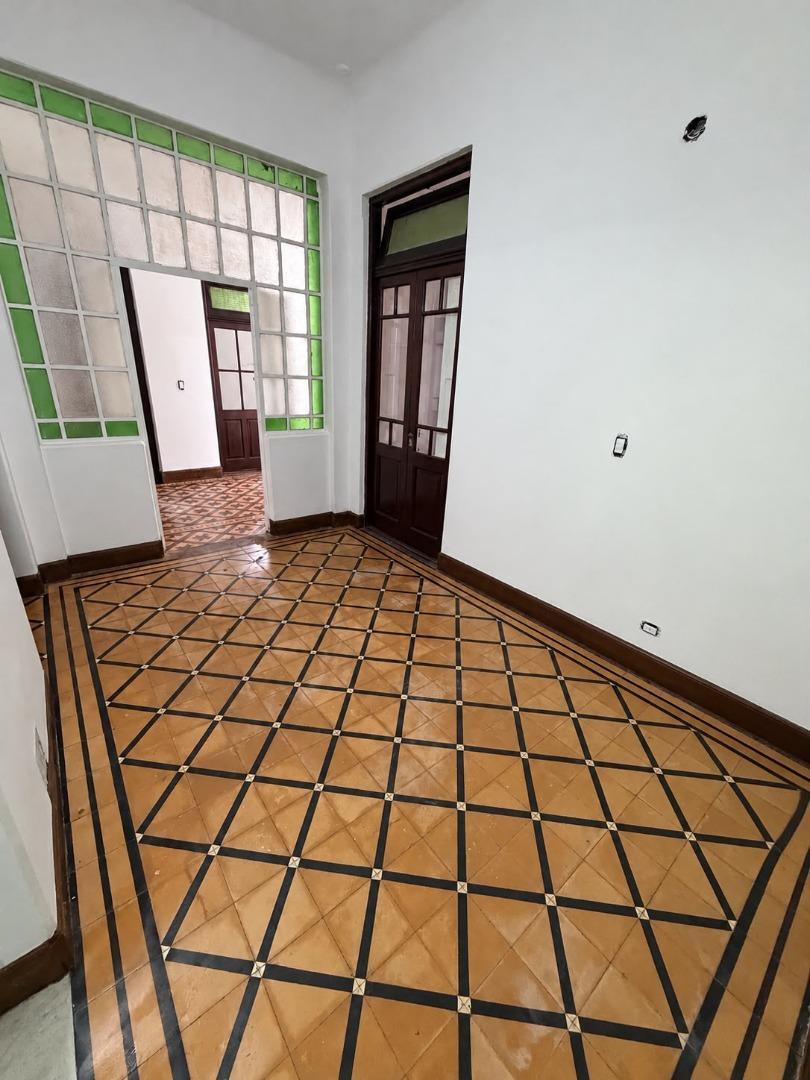 CASA 4 AMBIENTES EN ALQUILER