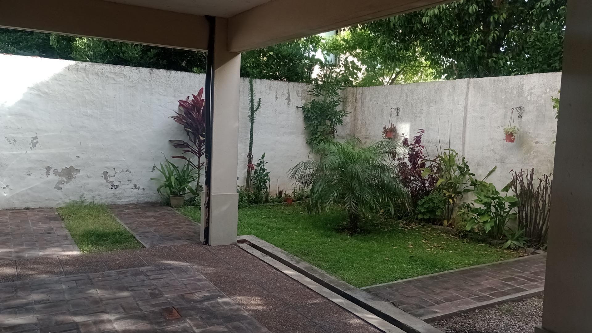 Departamento en Alquiler en Olivos Maipu/Uzal, $ 600.000