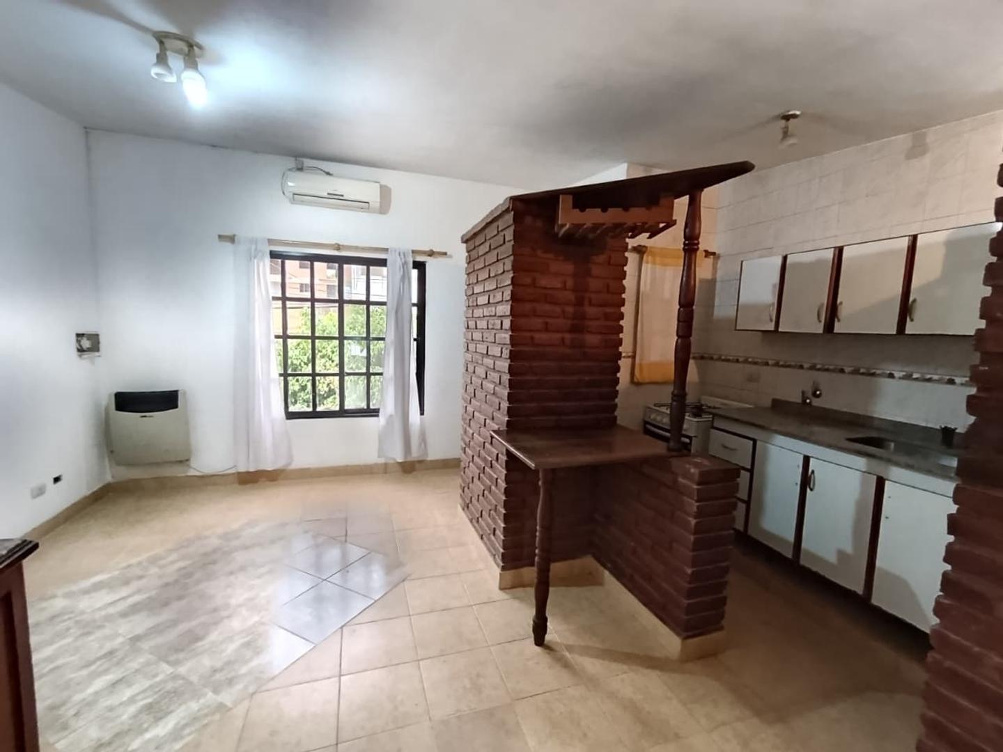 Belgrano 165 , Piso 1