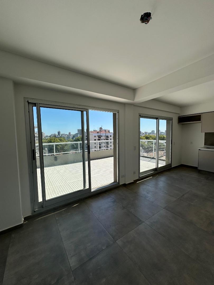 Gregoria Perez 3400, Piso 8