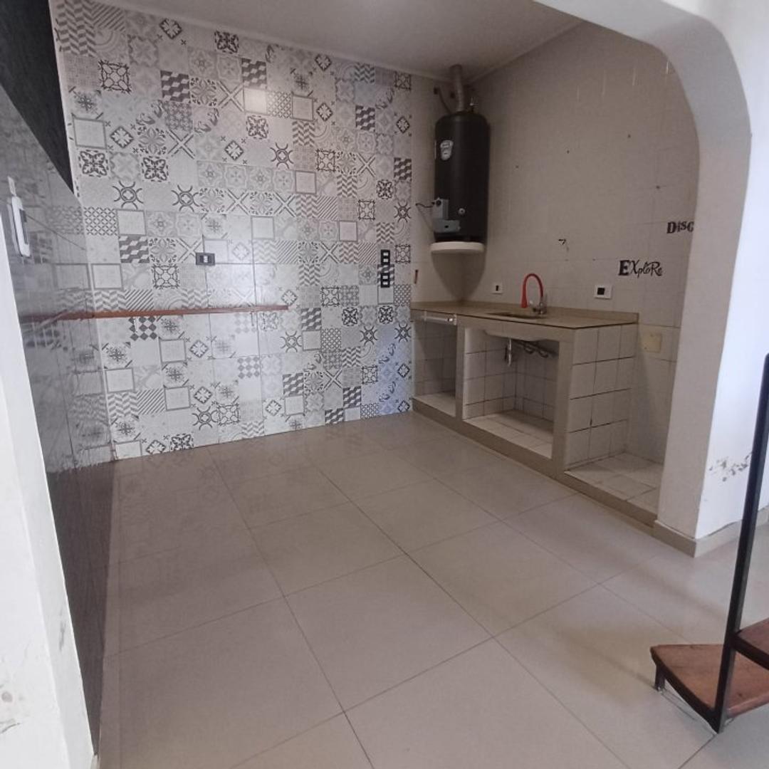 Depto Tipo Casa en Venta 35 años