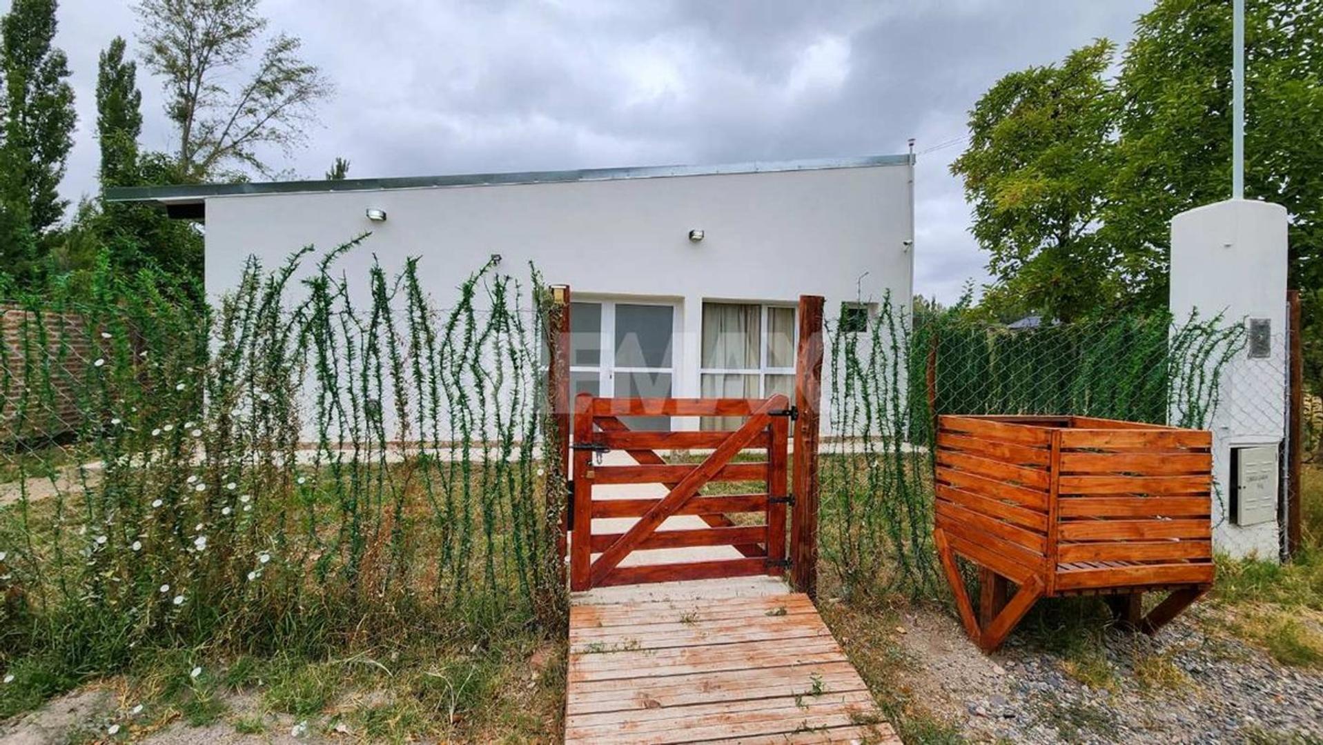 Casa en Venta en Plottier, USD 145.000