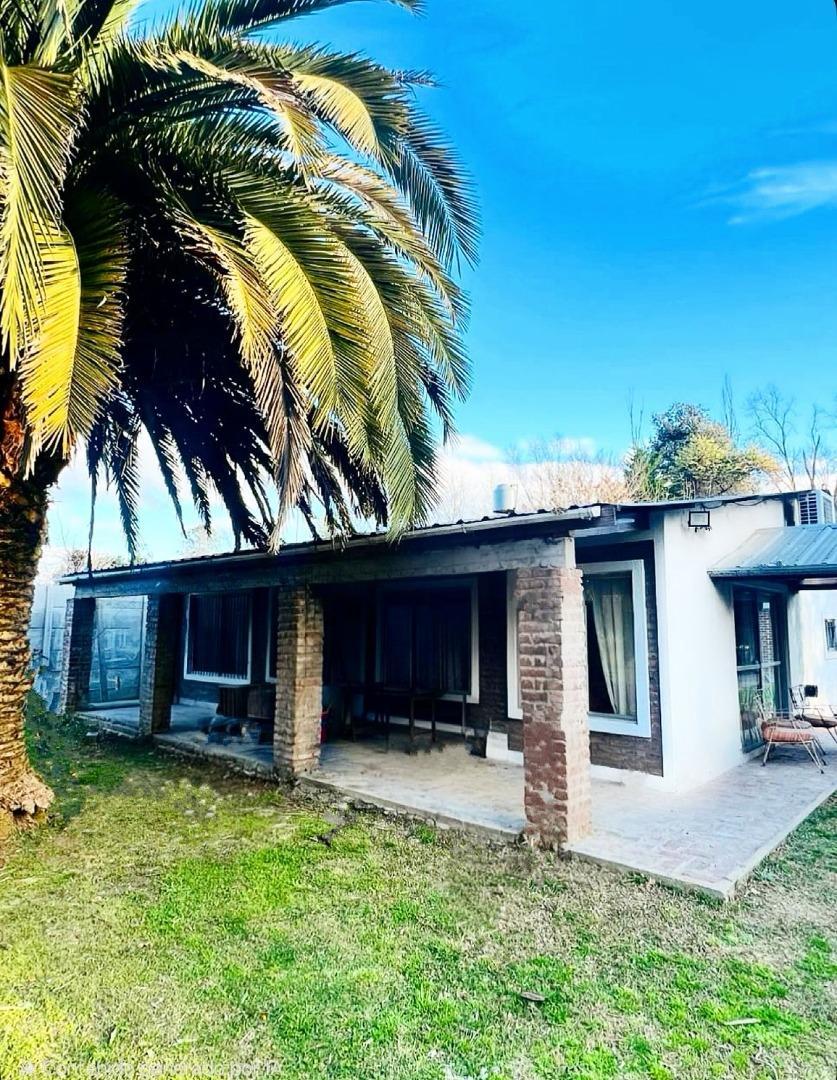 Venta casa 4 ambientes en Francisco Alvarez