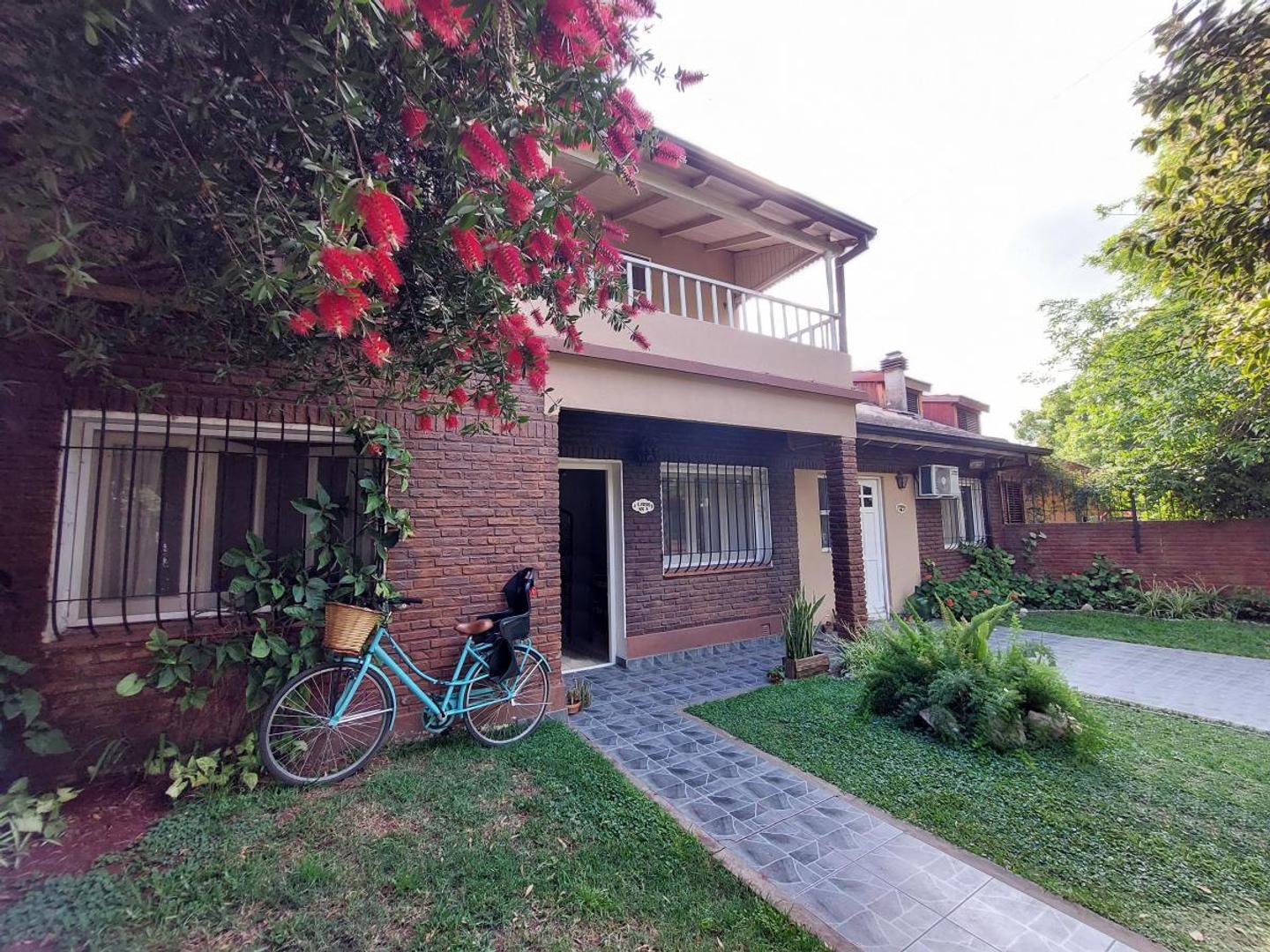 NUEVO VALOR -APTO A CRÉDITO Villa Udaondo -Casa en venta