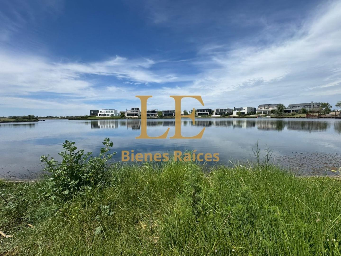 Terreno en Venta en Puertos - Barrio Marinas, USD 235.000