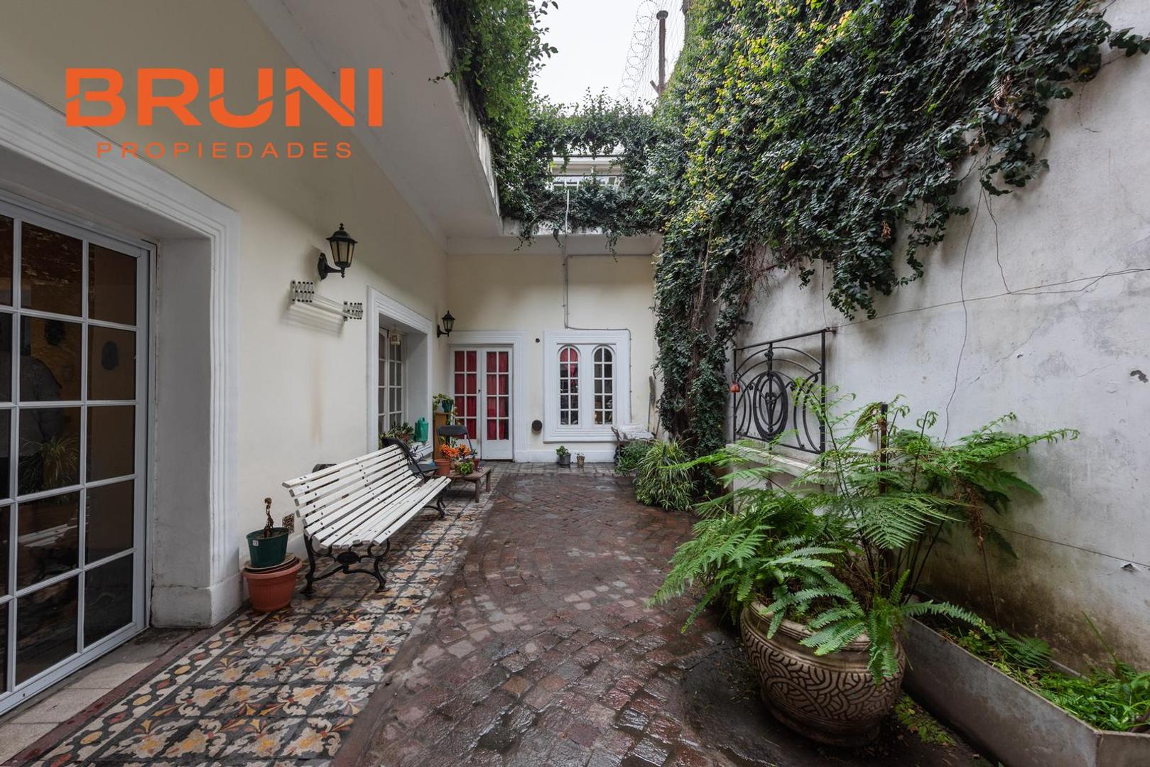 Casa en Venta 90 años