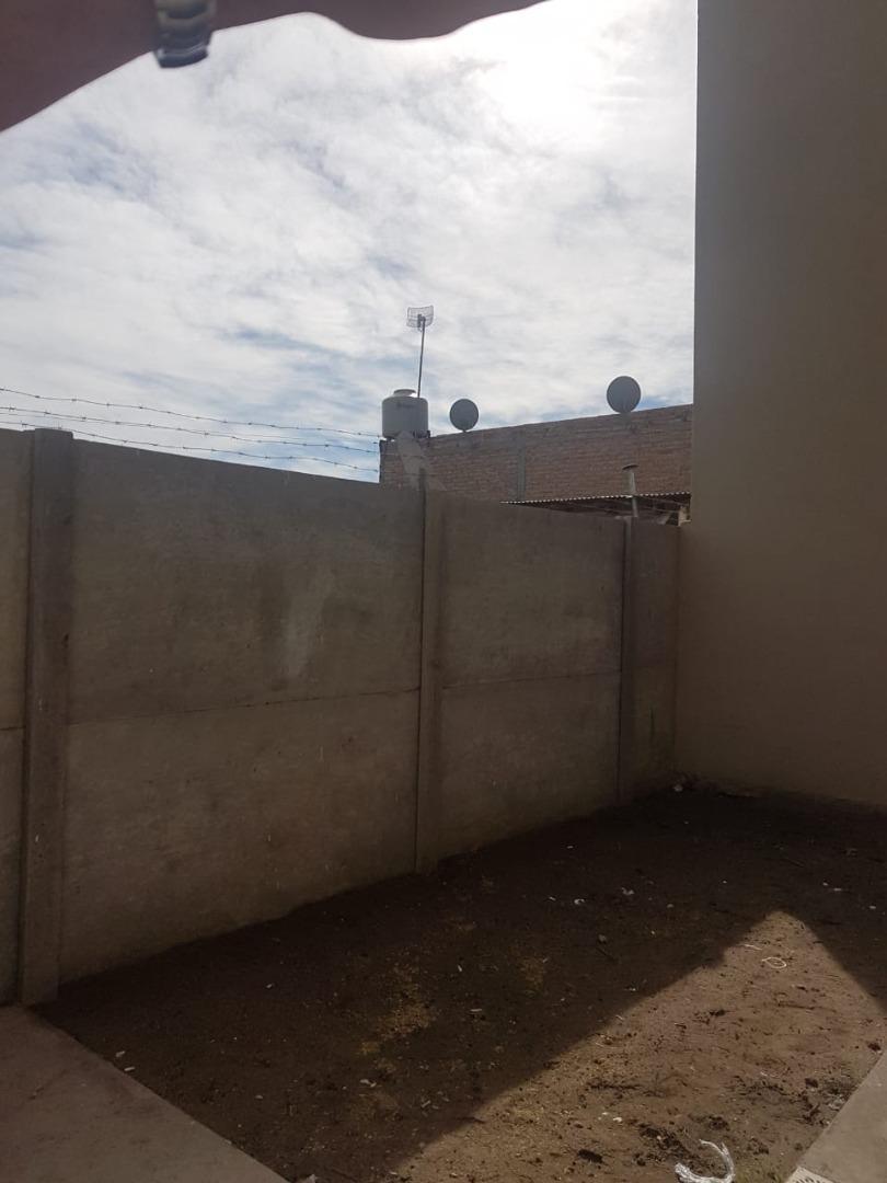 Depto Tipo Casa en Venta de 2 dormitorios