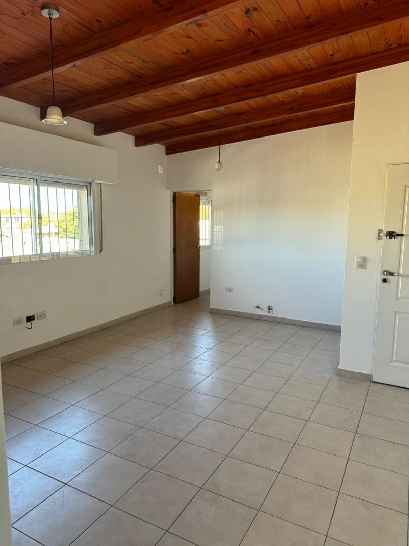 Departamento en Alquiler en Centro, $ 370.000