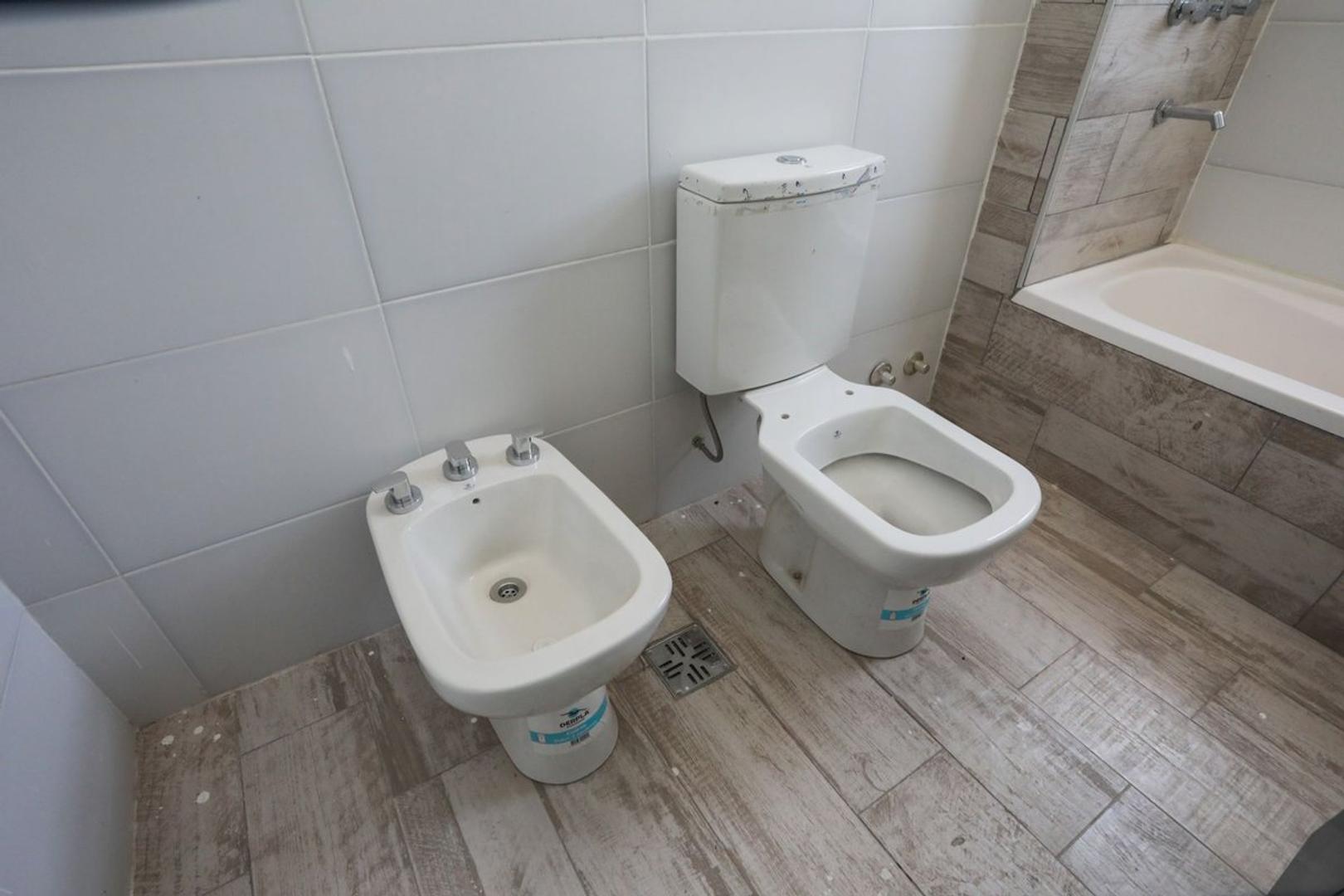 VENTA DEPARTAMENTO 2 AMBIENTES ALMAGRO RECICLADO