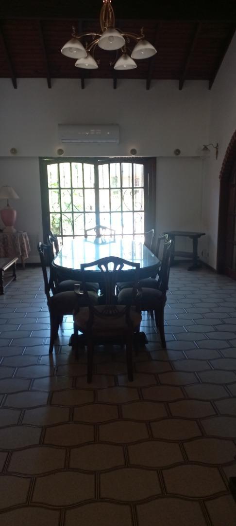 Casa en Alquiler 40 años