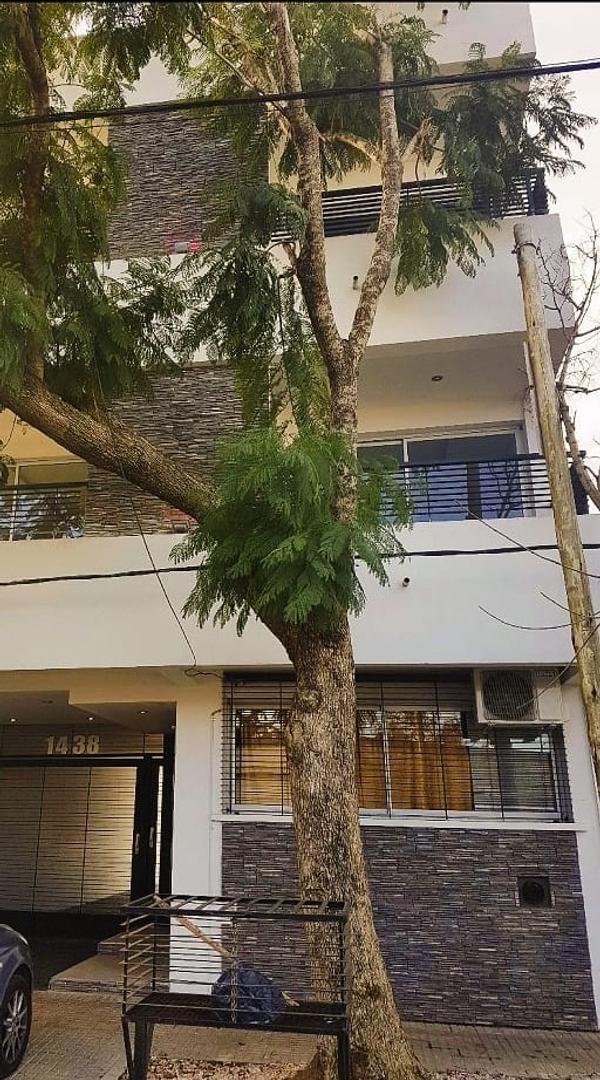 Departamento tipo dùplex  2 DORMITORIOS. Escuchan ofertas