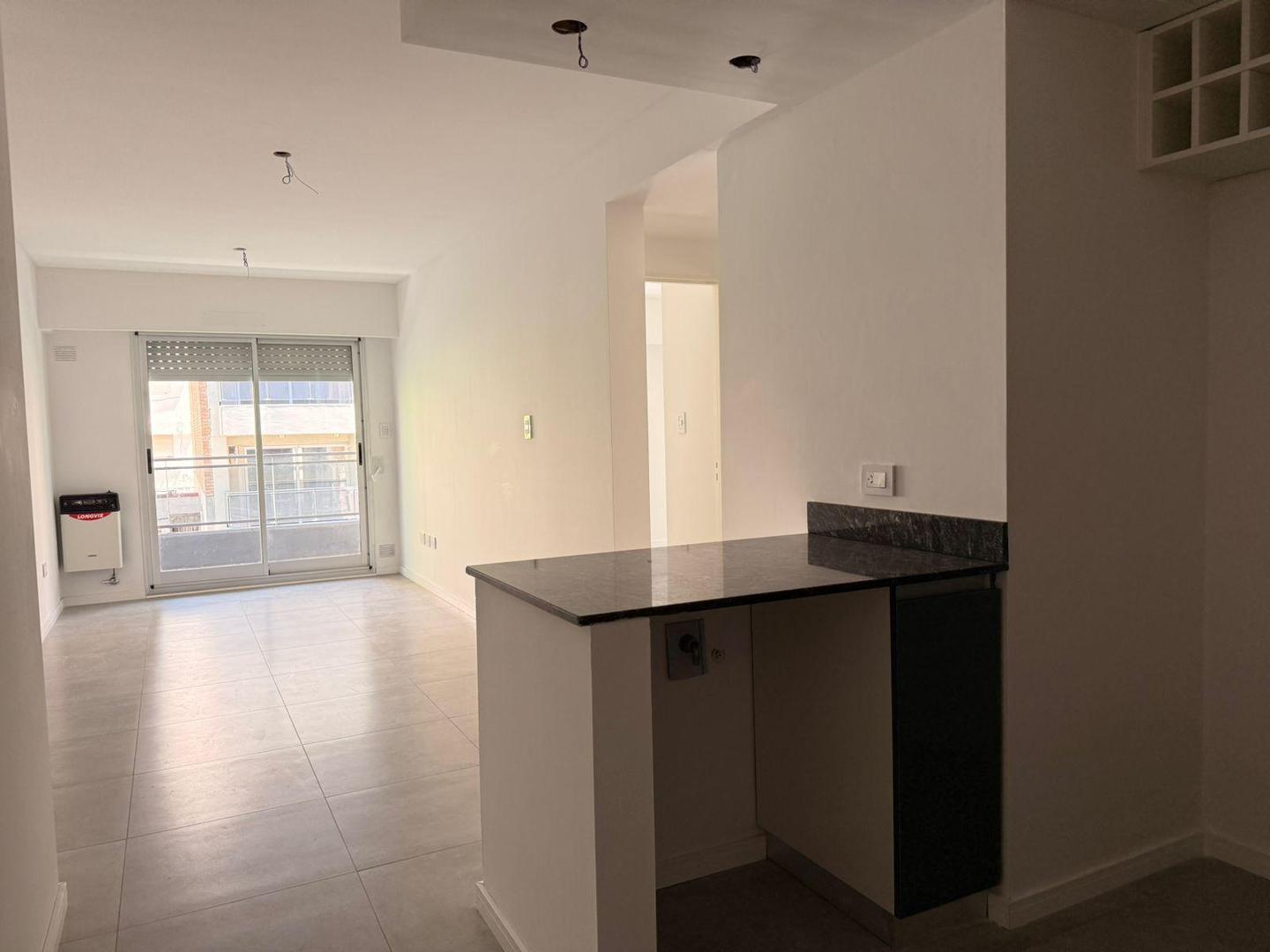 Alquiler departamento 1 dormitorio más comodín con amenities Centro Rosario