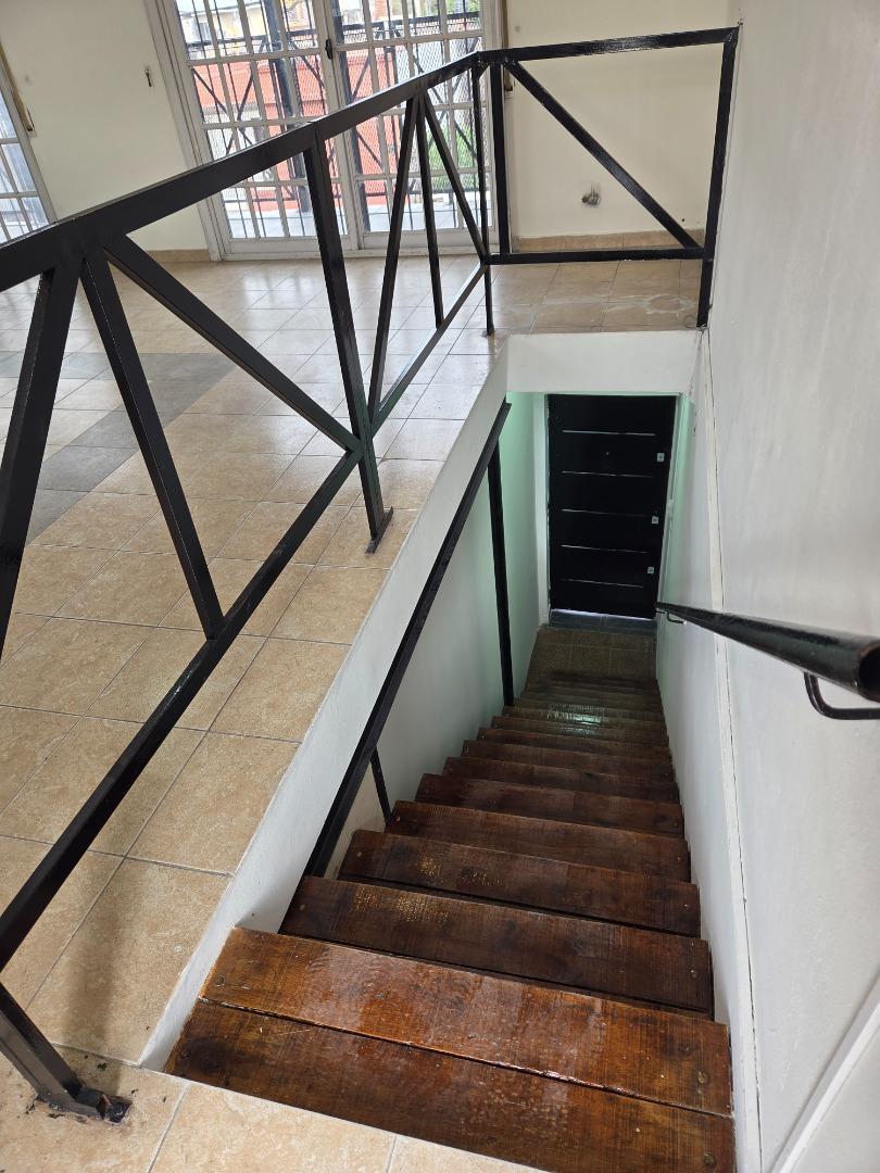 Depto Tipo Casa en Alquiler de 1 dormitorio