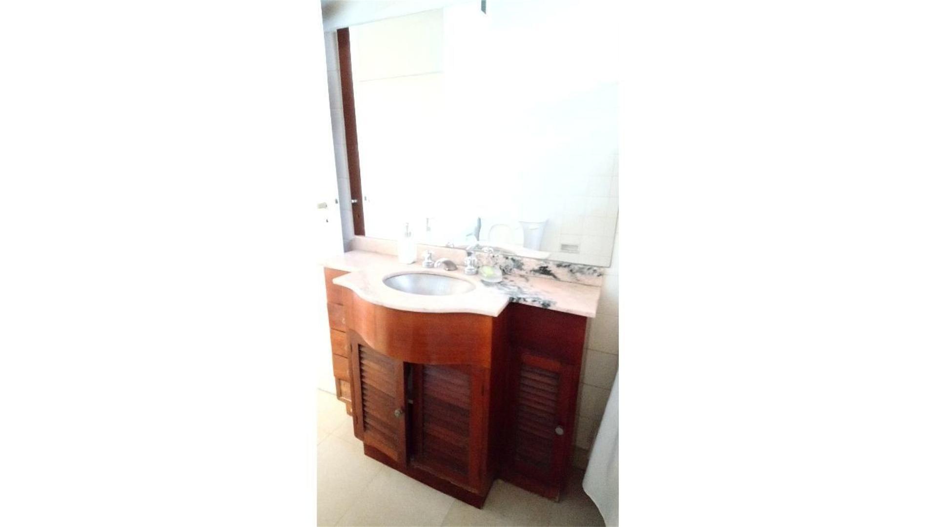Departamento en Venta en Abasto, USD 180.000