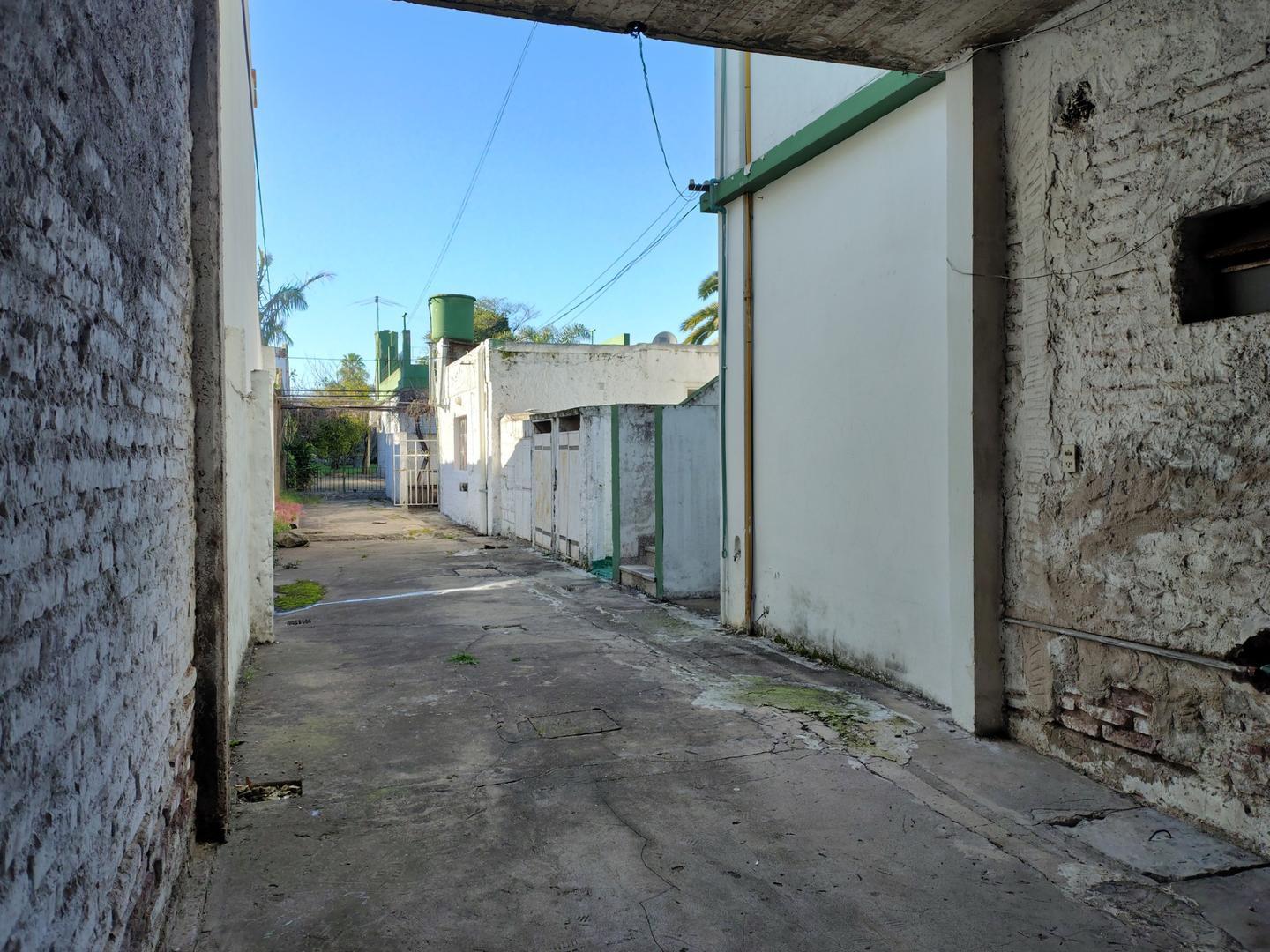 Terreno en Venta en Castelar Norte, USD 199.000