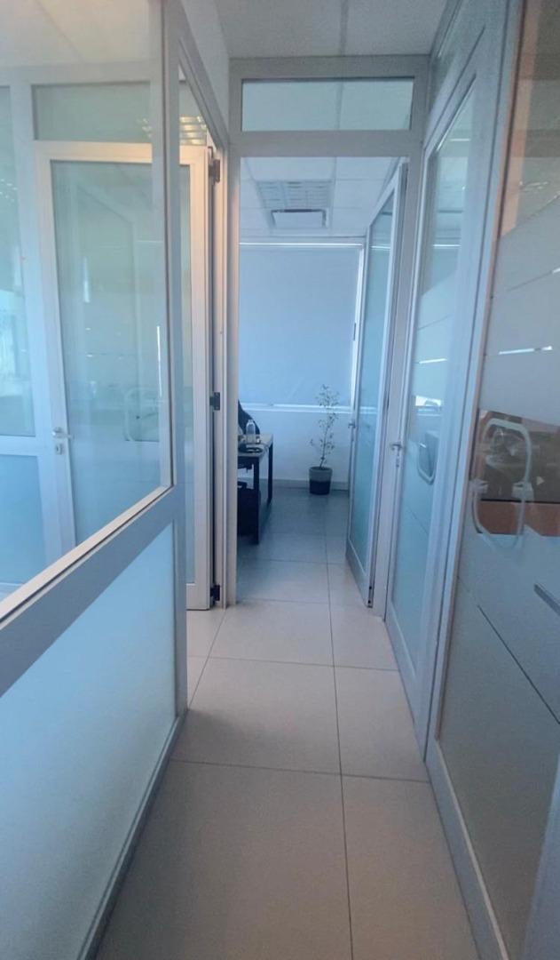 Oficina en Alquiler en Centro, USD 1.800