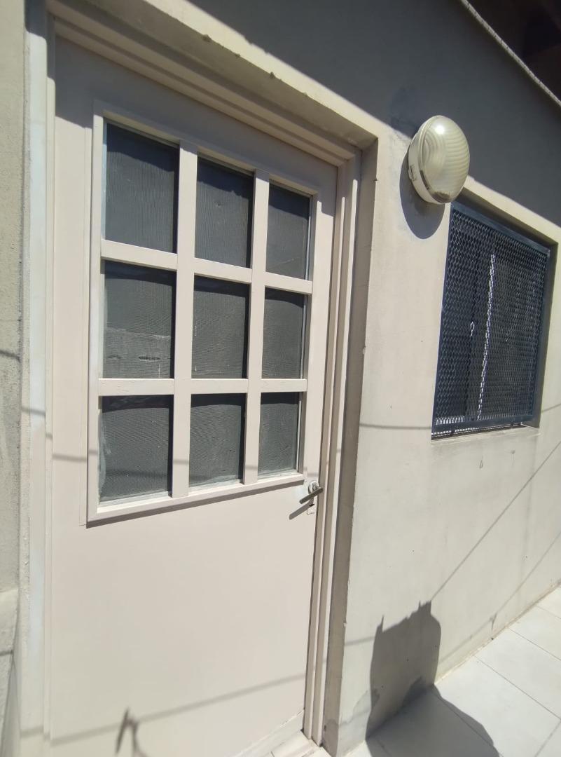 PH DE DOS AMBIENTES EN PLANTA ALTA