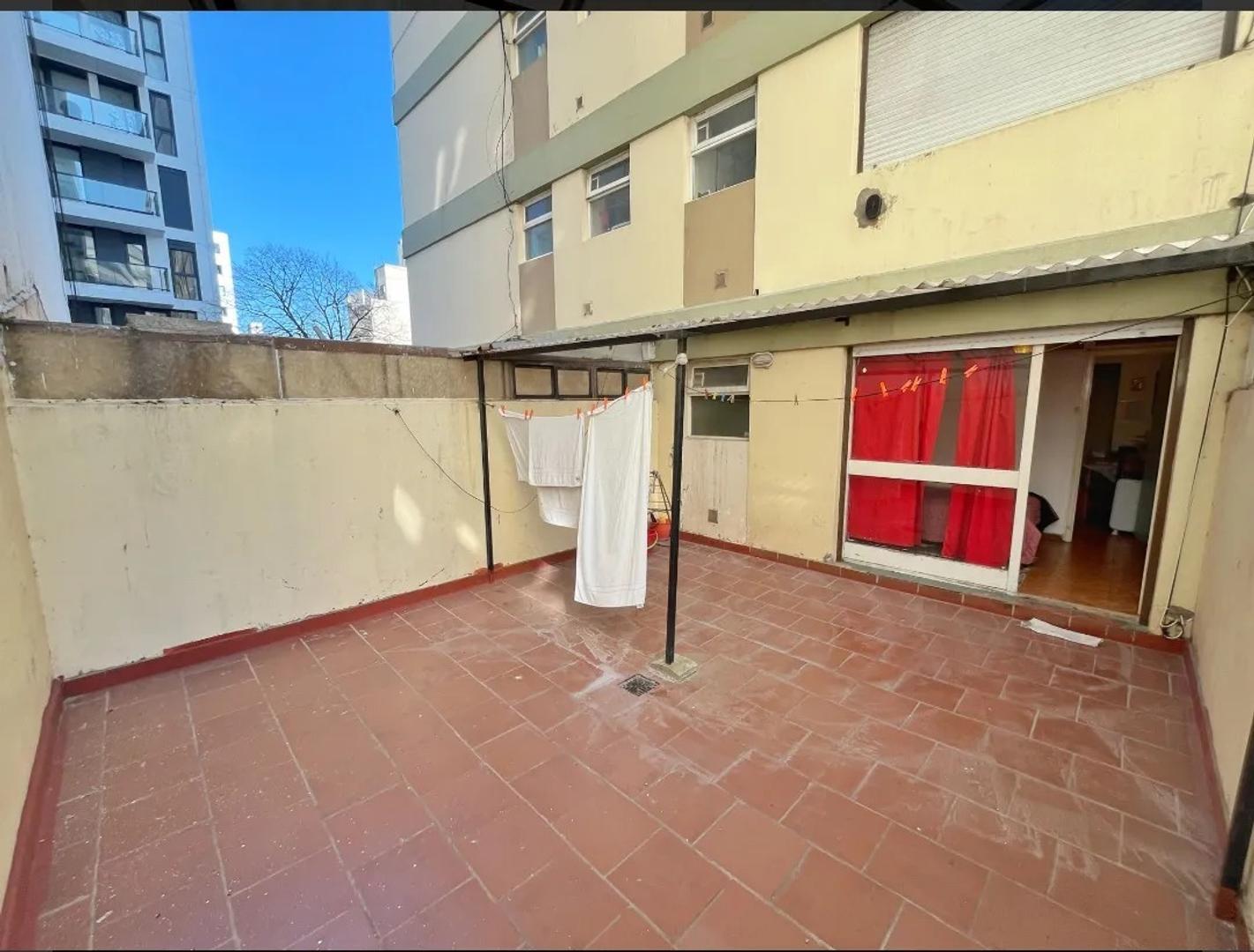 Alberti 2300, Piso 1