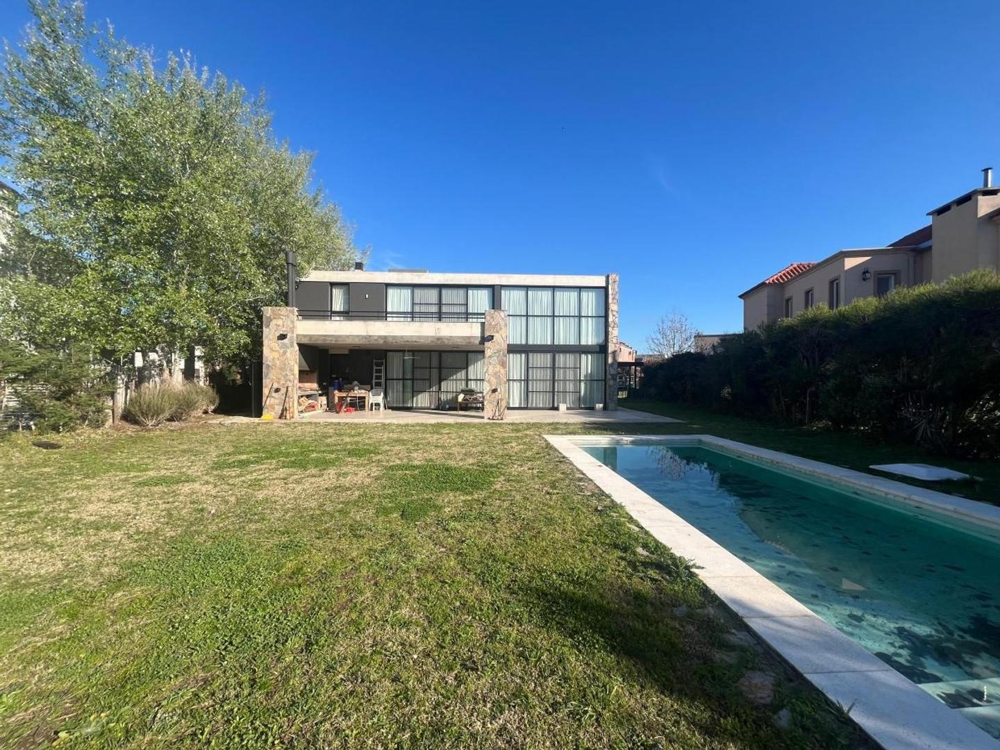 Casa en Venta de 4 dormitorios