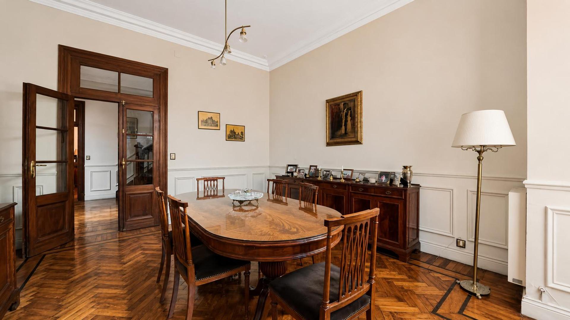 Casa 6 ambientes con 3 baños