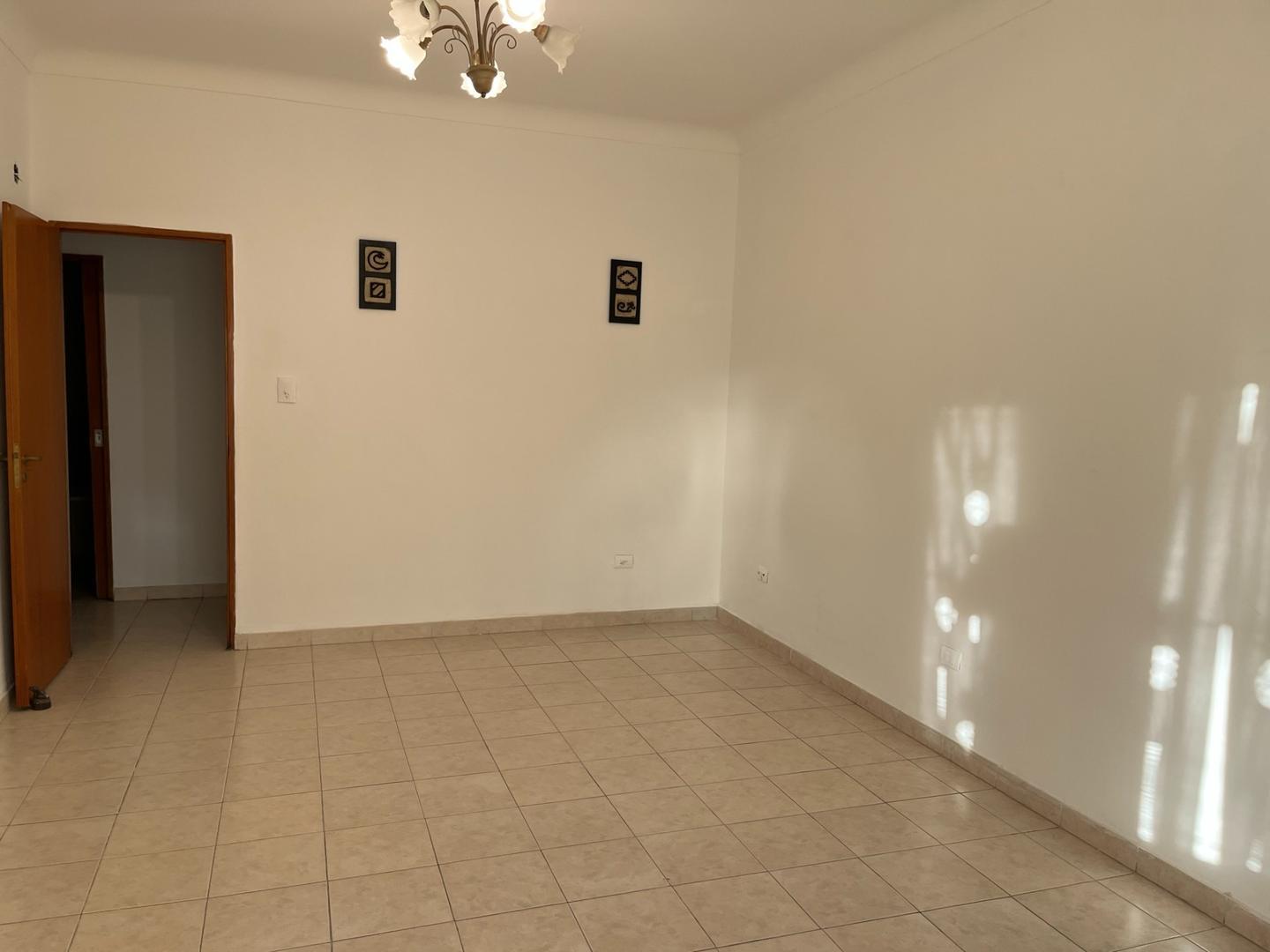 Casa en Alquiler 50 años