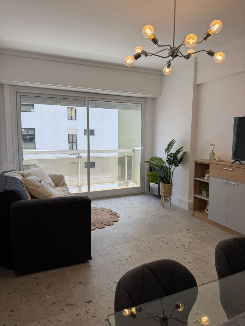 Hermoso departamento reciclado a nuevo.