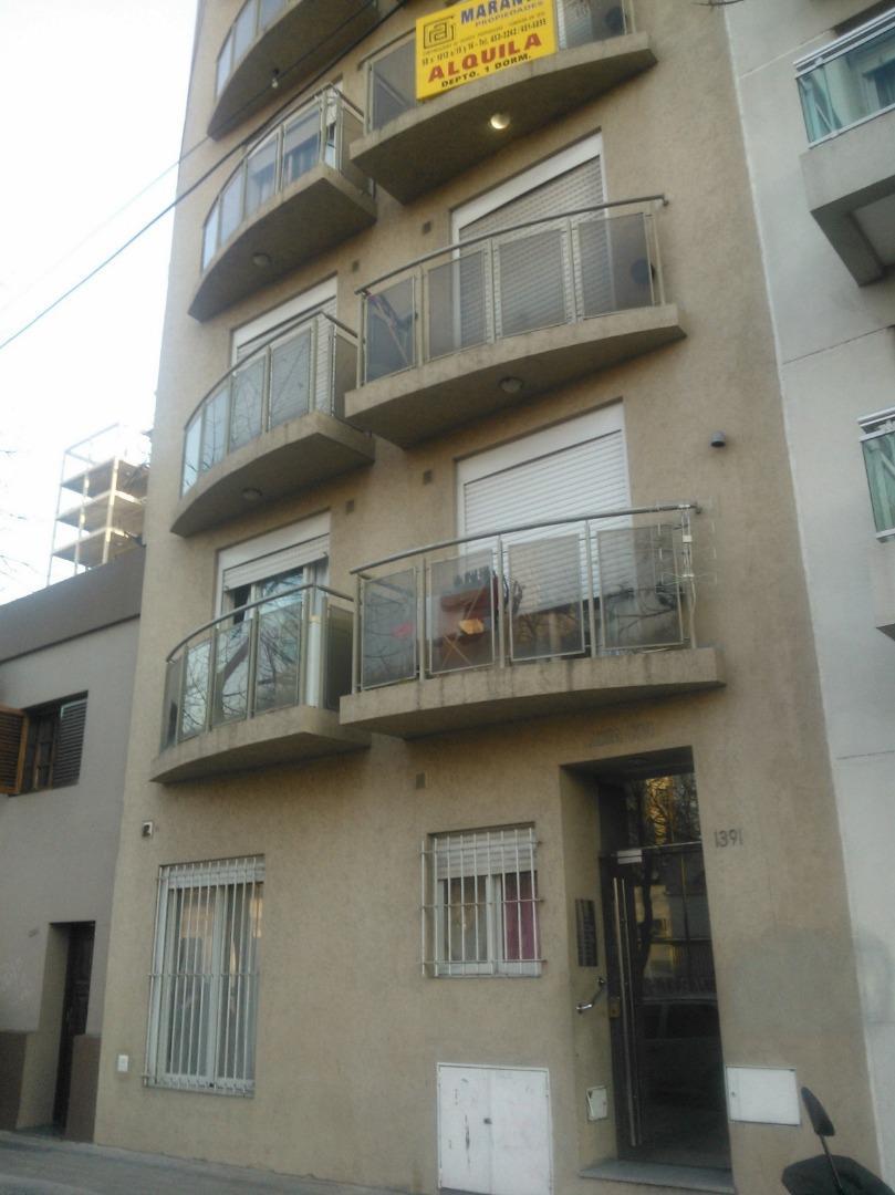 DEPARTAMENTO  DE UN DORMITORIO CON BALCON