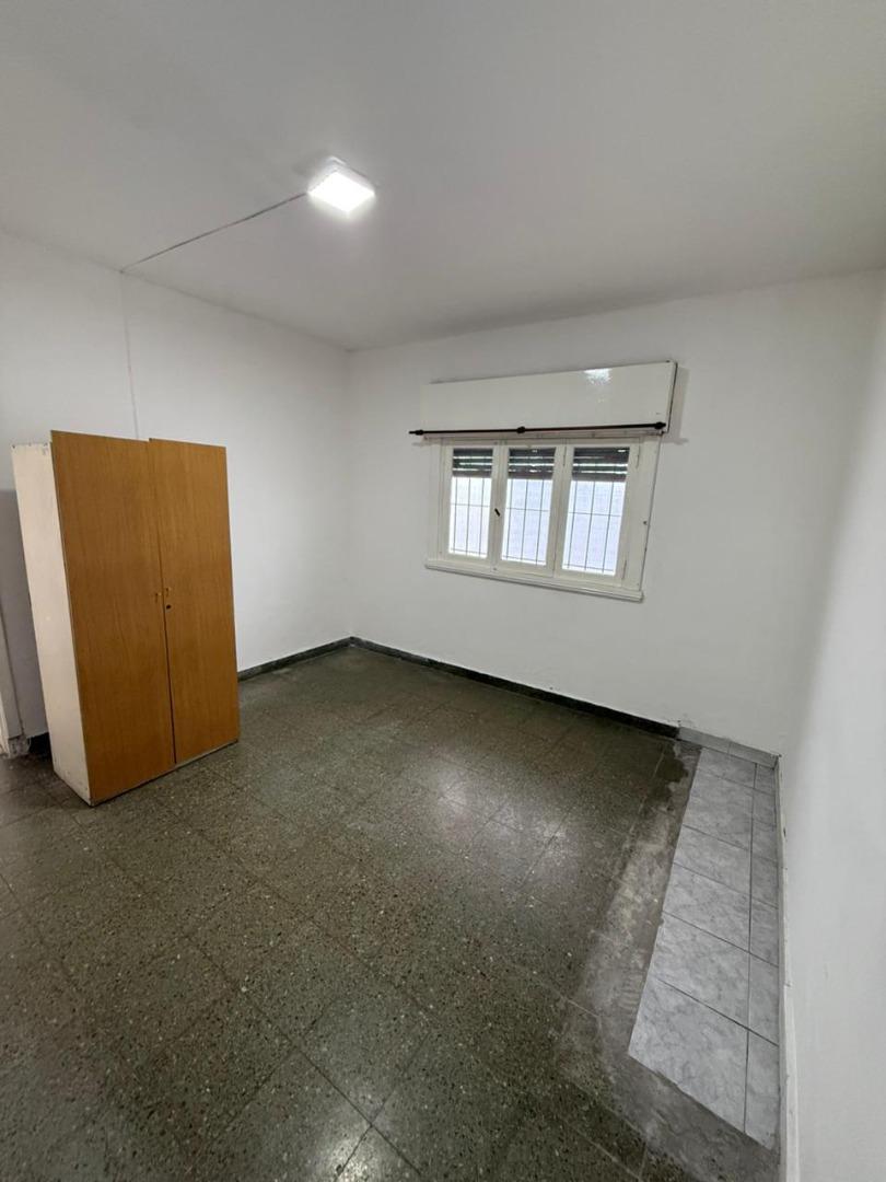 Depto Tipo Casa en Alquiler de 2 ambientes