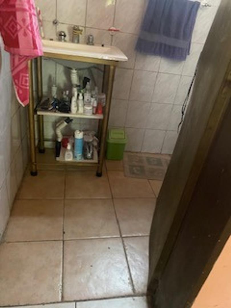 Casa 3 ambientes con 2 baños