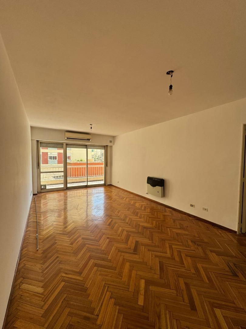 DEPTO EN VENTA TORRES DE PREFECTURA 4 AMBIENTES WILDE