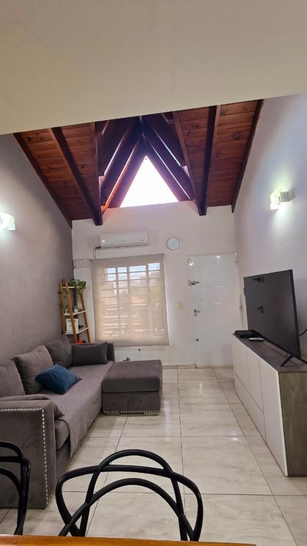 ph- depto - duplex 3 ambientes con patio, Venta, San Justo.-