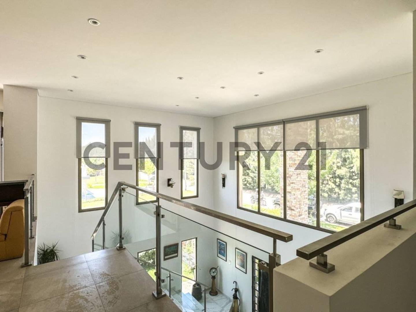 Juan diaz de Solis 6200, Piso 0