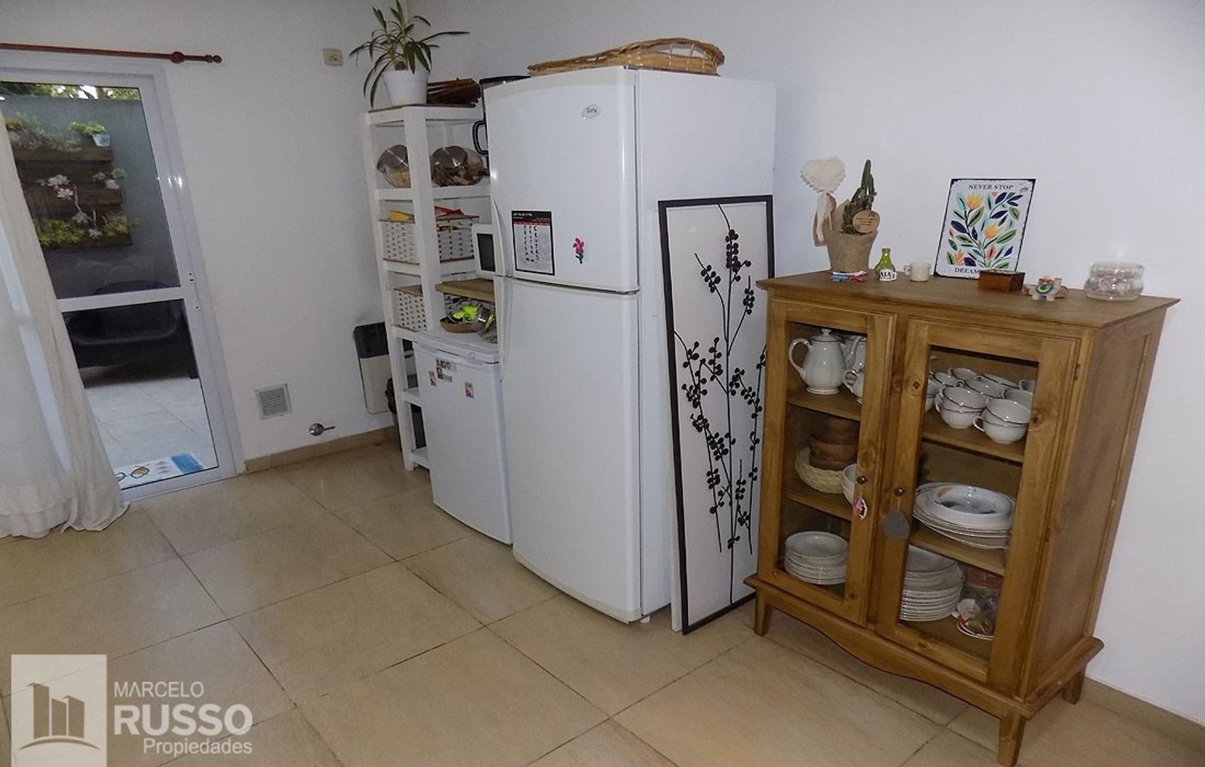 Depto Tipo Casa en Venta con 1 cocheras