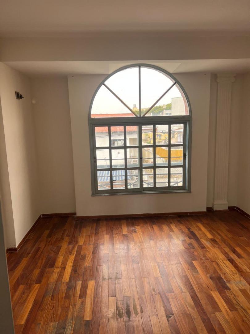 Departamento en Alquiler de 3 dormitorios