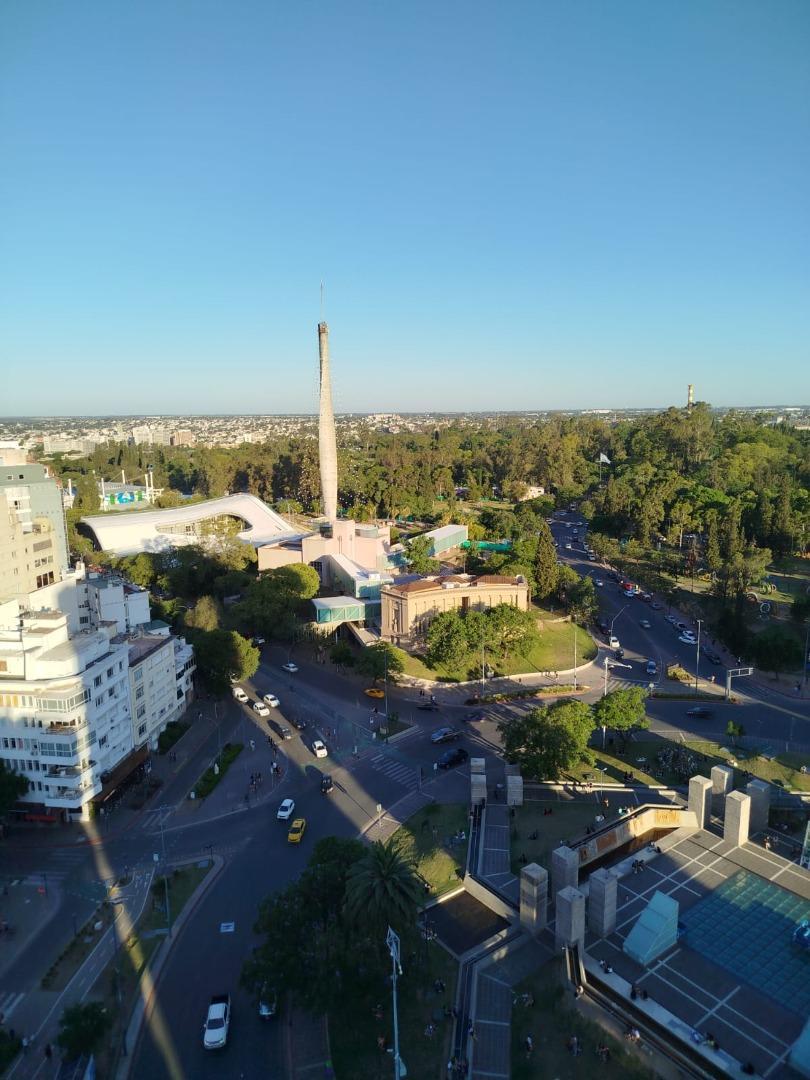 DEPTO AMOBLADO C/COCHERA| 3DORM 3BAÑOS| VISTA A PLAZA ESPAÑA