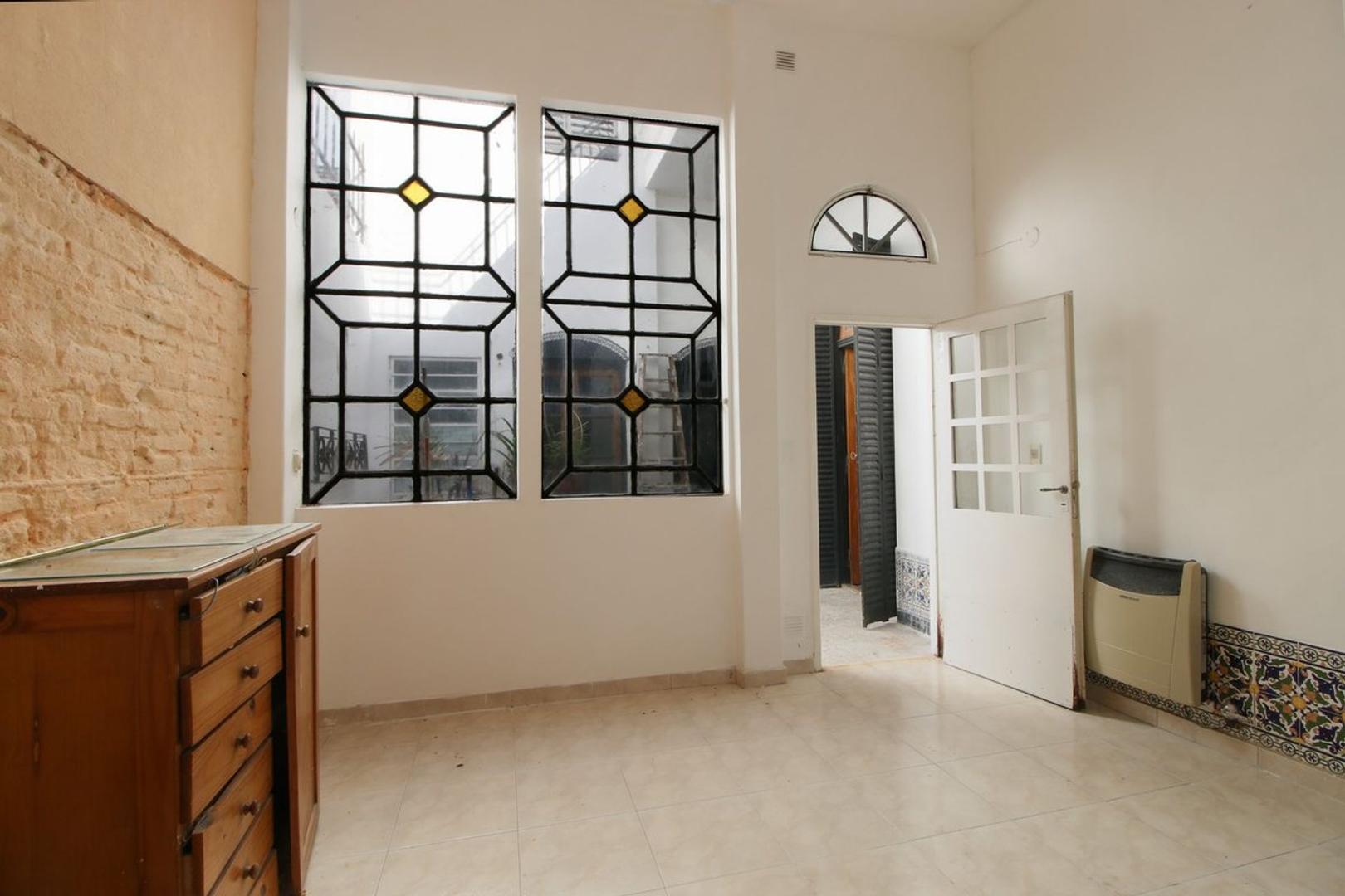 PH con terraza y patio en pasaje de Floresta