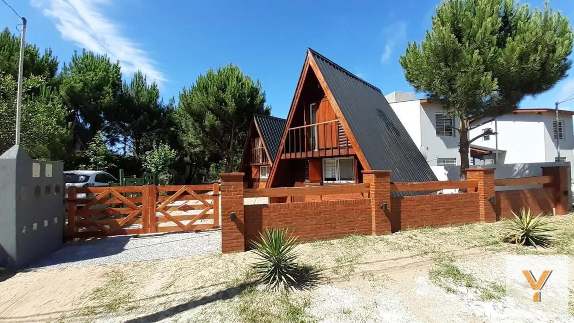 Casa en Venta - 2 Dormitorios 1 Baño - 600mts - Aguas Verdes