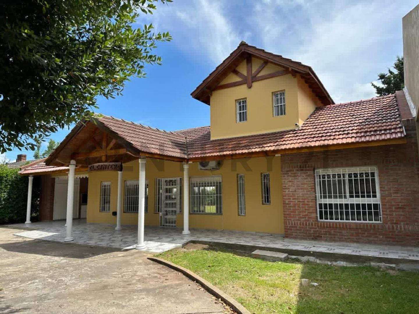 Casa en alquiler en City Bell