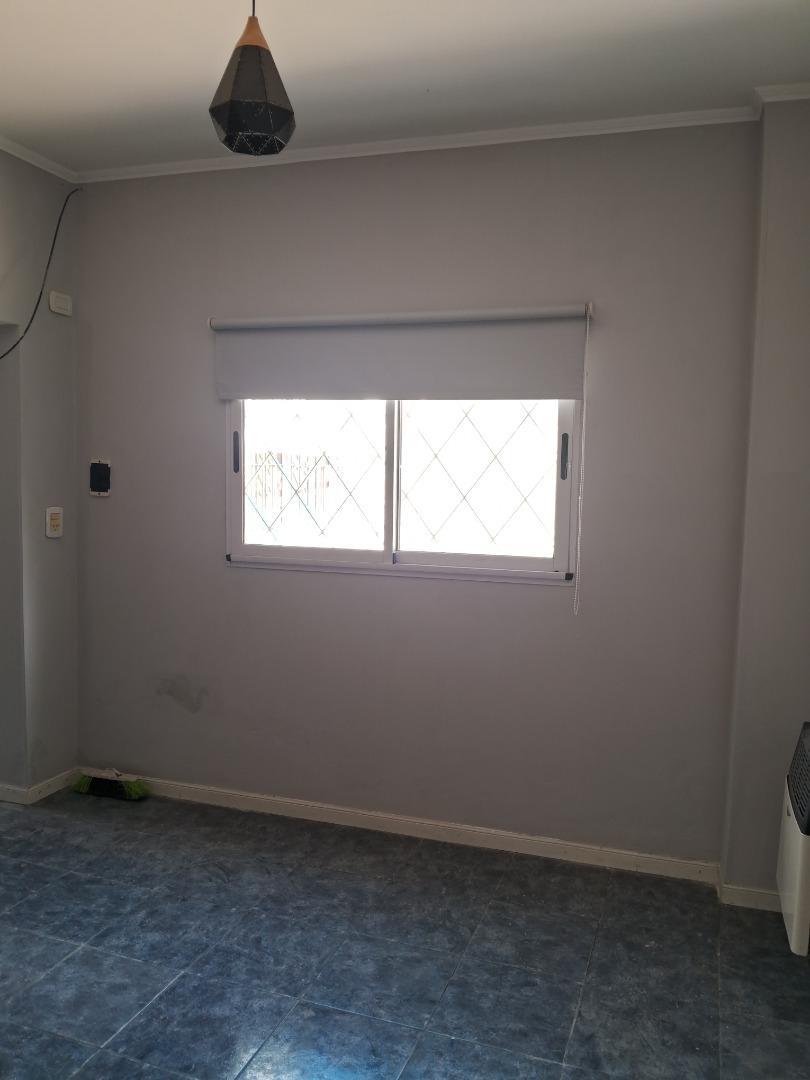 Casa En Alquiler En Jose C Paz