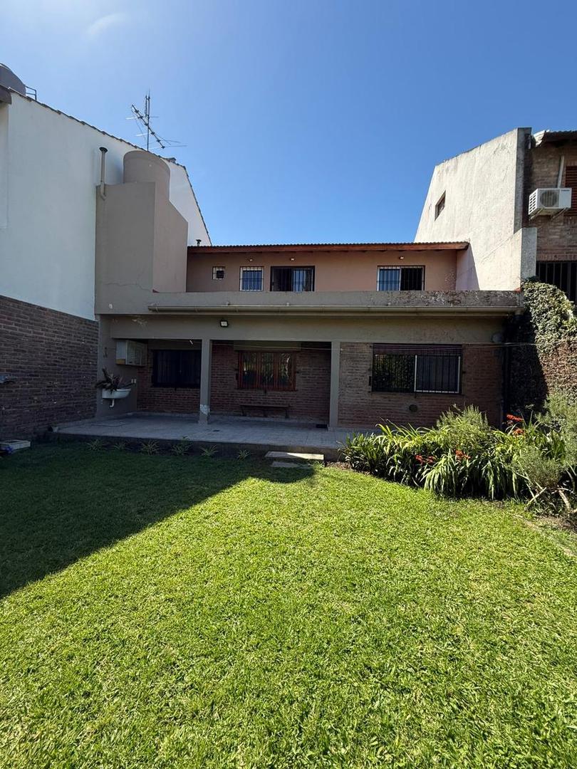 Casa en Alquiler de 4 dormitorios