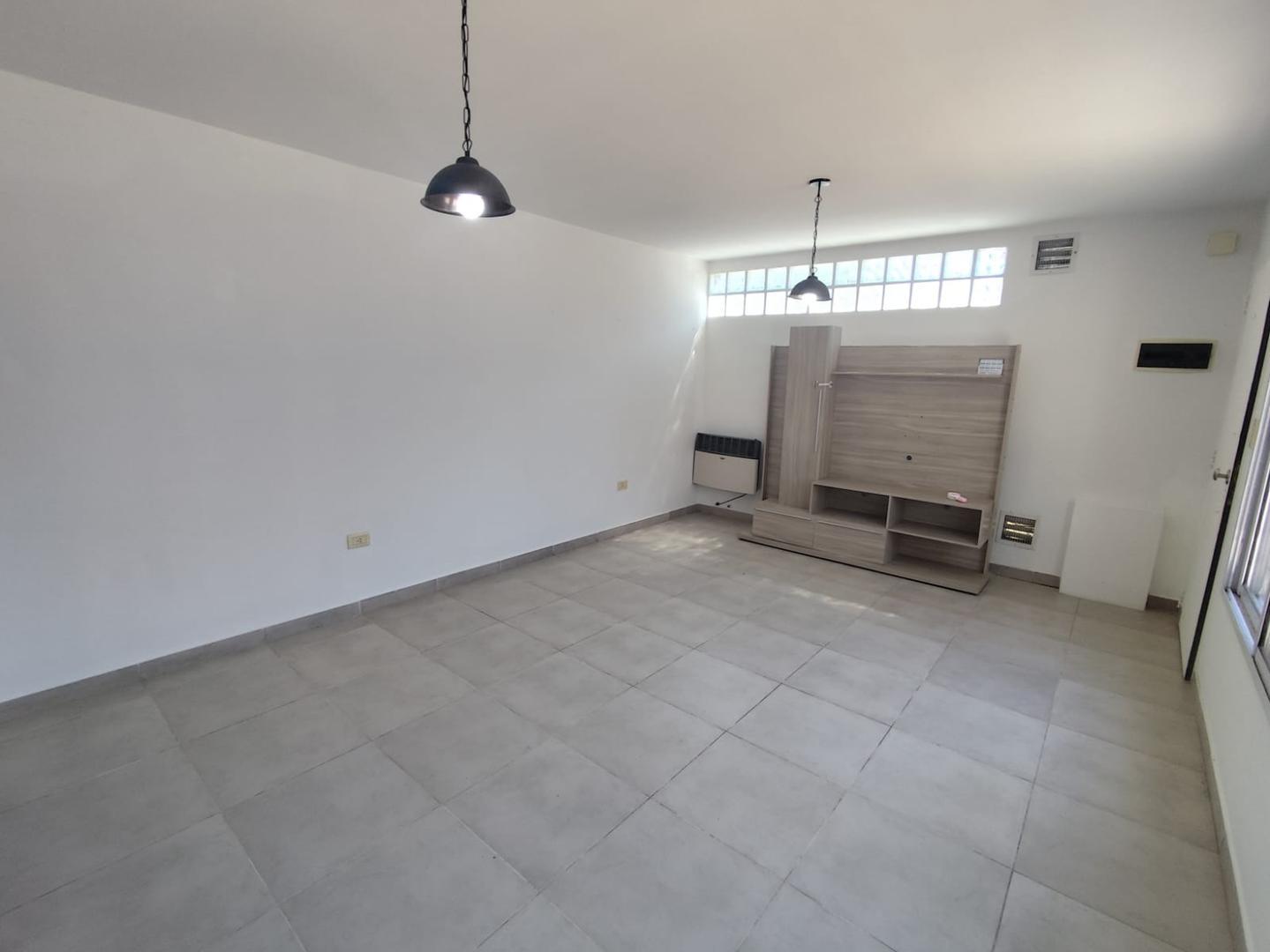 Depto Tipo Casa en Venta de 1 dormitorio