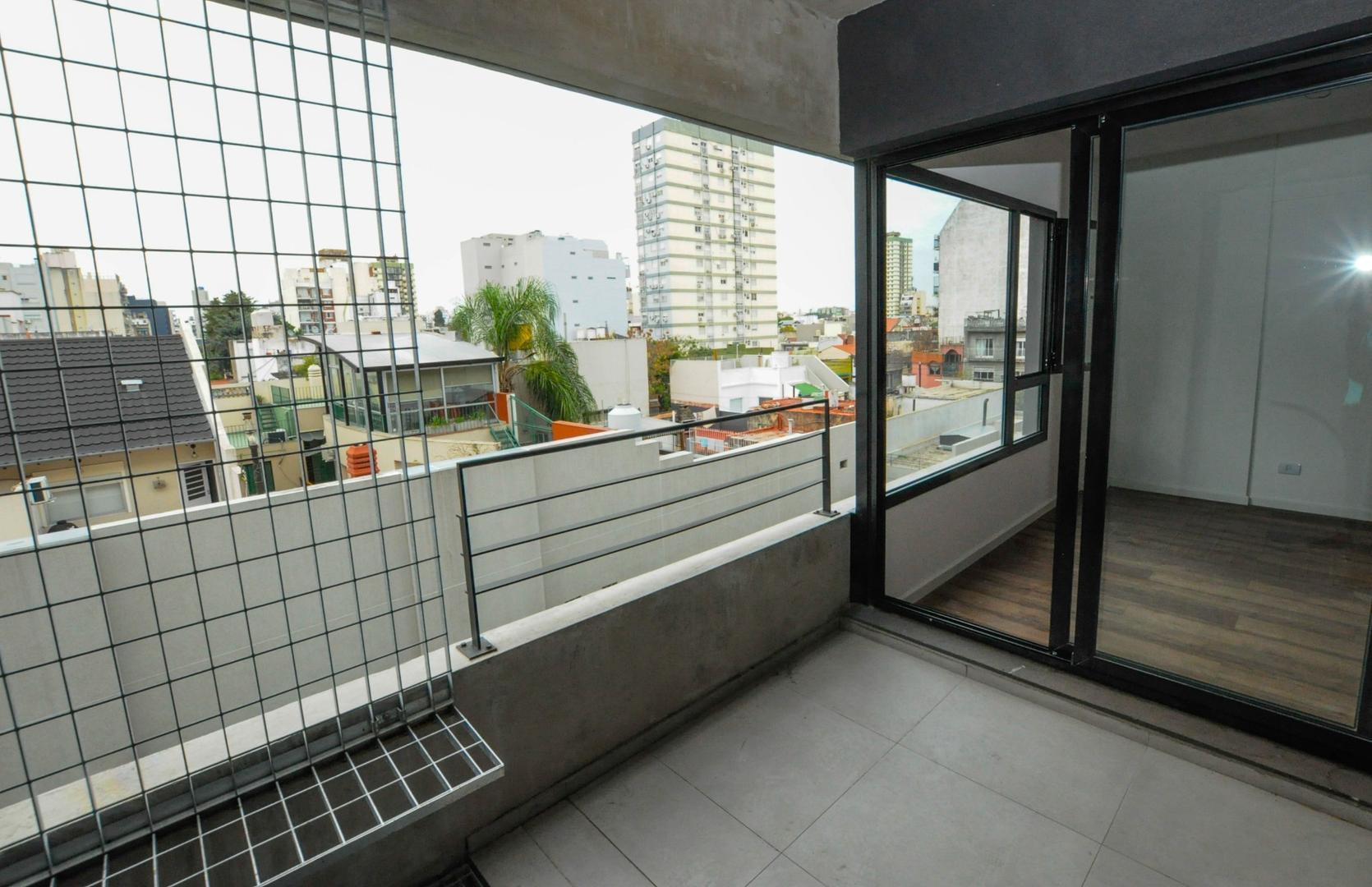 Franklin 2100, Piso 4