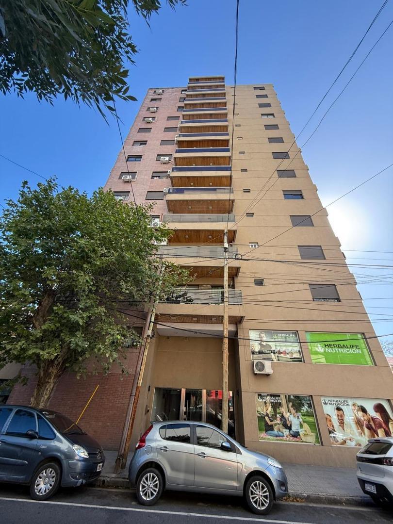 2 AMB.AMPLIOS EN AVELL. CENTRO San Martin esq. Arenales