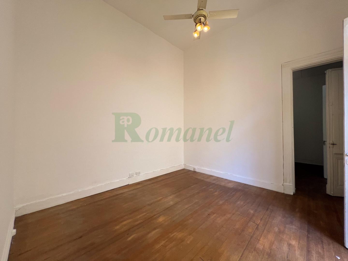 Departamento en Alquiler 80 años