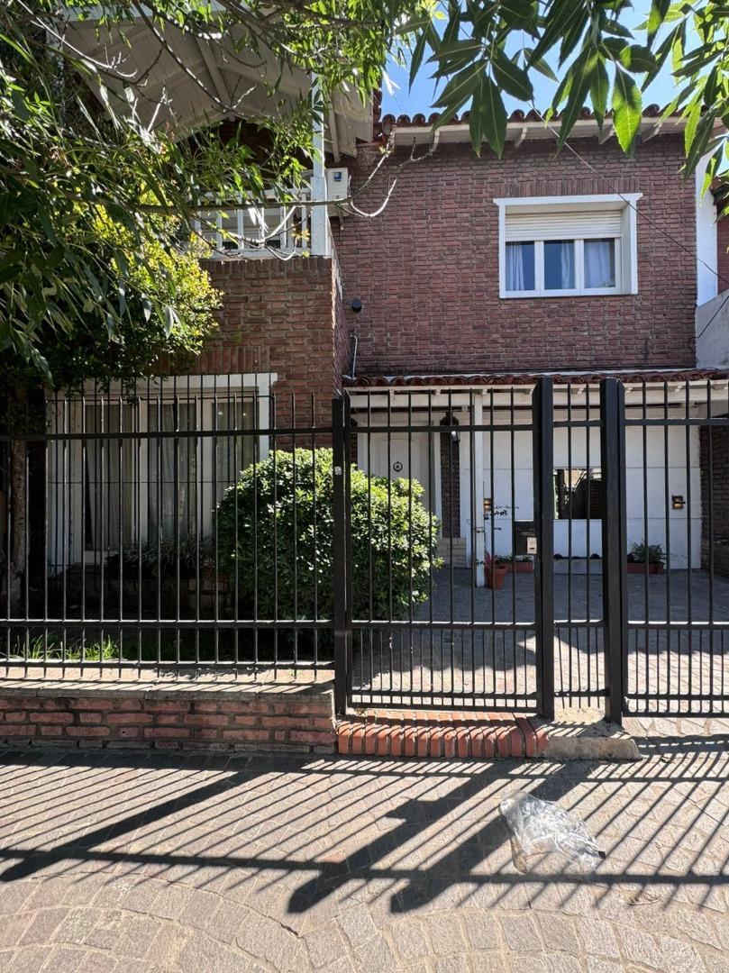 VENTA CASA 4 AMB COCHERA Y FONDO PADUA