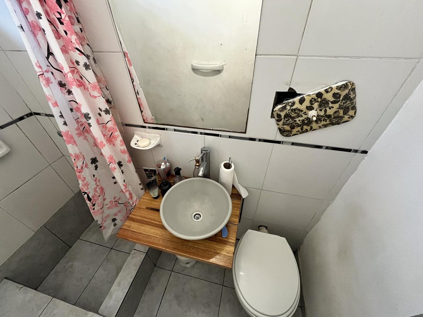 Depto Tipo Casa en Venta 40 años