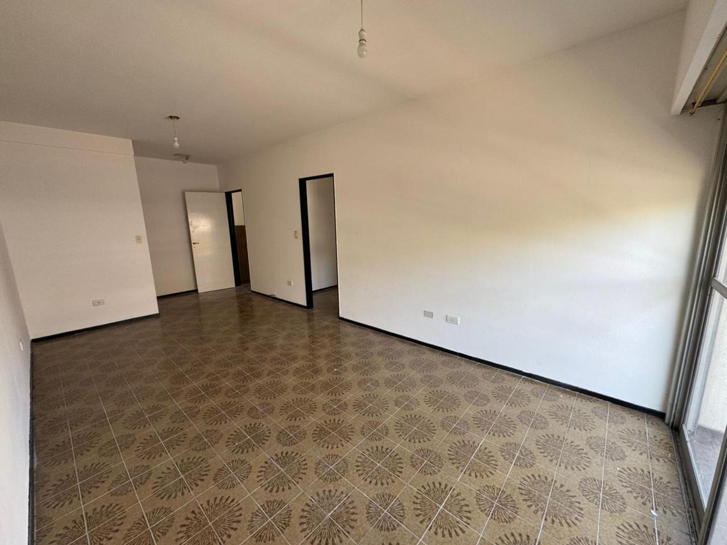 Ameghino 520 , Piso 1