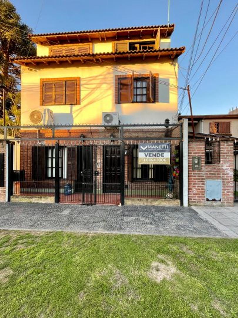Triplex 4 ambientes, Juan Florio 254, Villa Luzuriaga