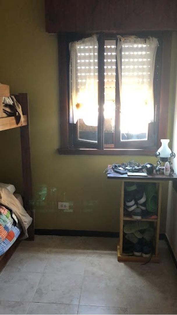 DEPARTAMENTO AL FRENTE  A MEDIA CUADRA DE LA PLAYA PERMUTA !