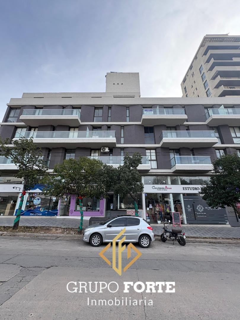 Jose Hernández 100, Piso 3